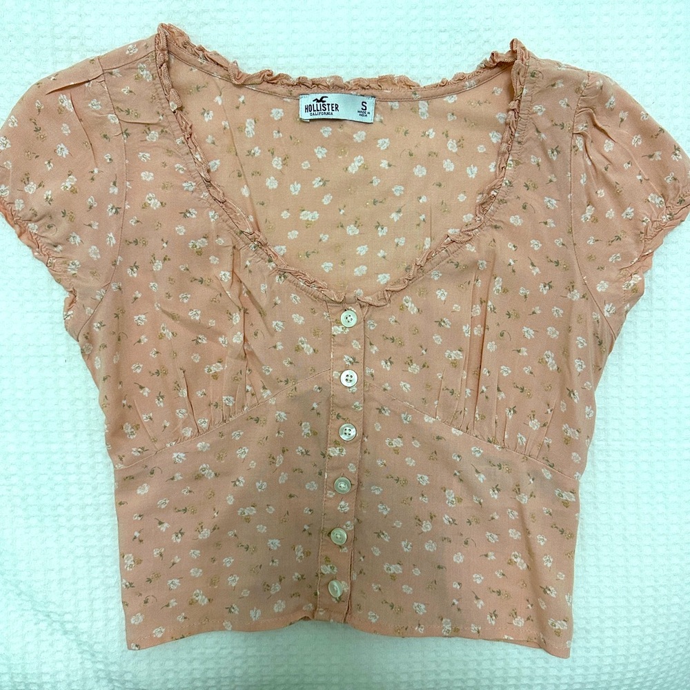 Hollister Dainty Pink Top Size Small